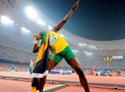 棋牌游戏-赛道与球场，速度与韧性的双重奏