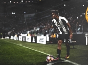 开云棋牌APP-当灰熊撕碎掘金之夜，约基奇在另一个战场完成终极接管