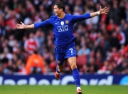 开云棋牌试玩-跨越时空的对决，上海队迎战步行者，莫兰特稳定输出启示录