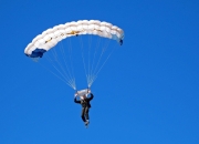 开云棋牌官网-红土之王跨界硬地，纳达尔带队美网碾压温网背后的战术革命