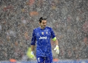 开云棋牌平台-红色飓风下的跃马之殇，维斯塔潘如何以绝对统治力终结法拉利传奇时代