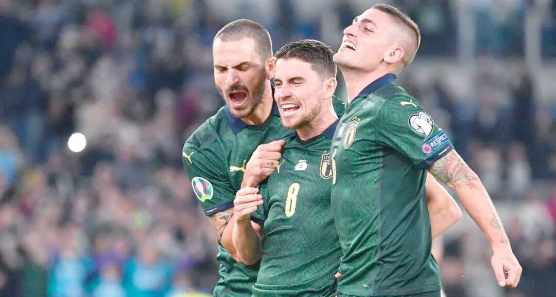 意大利主帅点评英超球队表现，提出建议的简单介绍