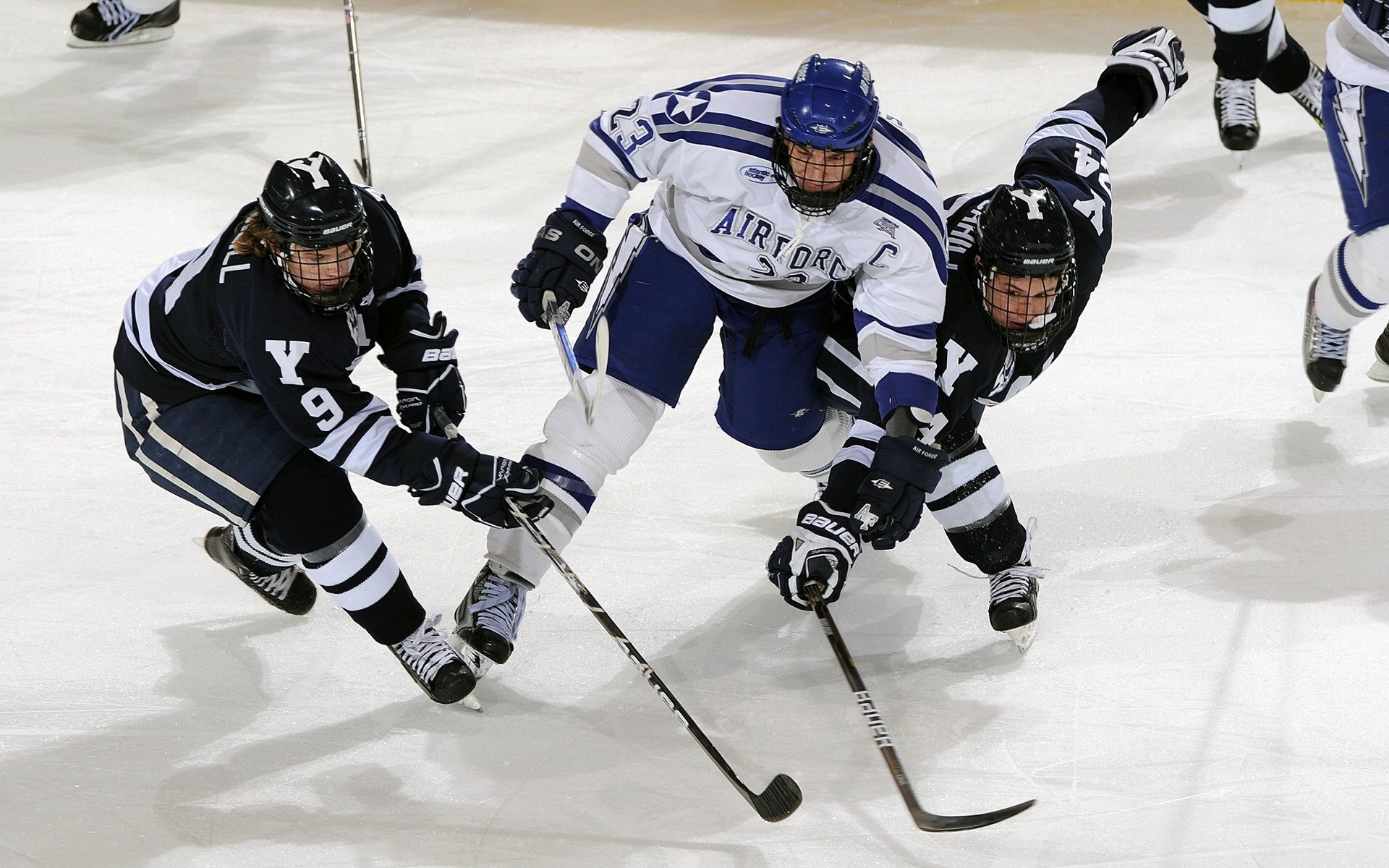 马刺精神与接管时刻,从横扫浙江到武切维奇的季后赛统治