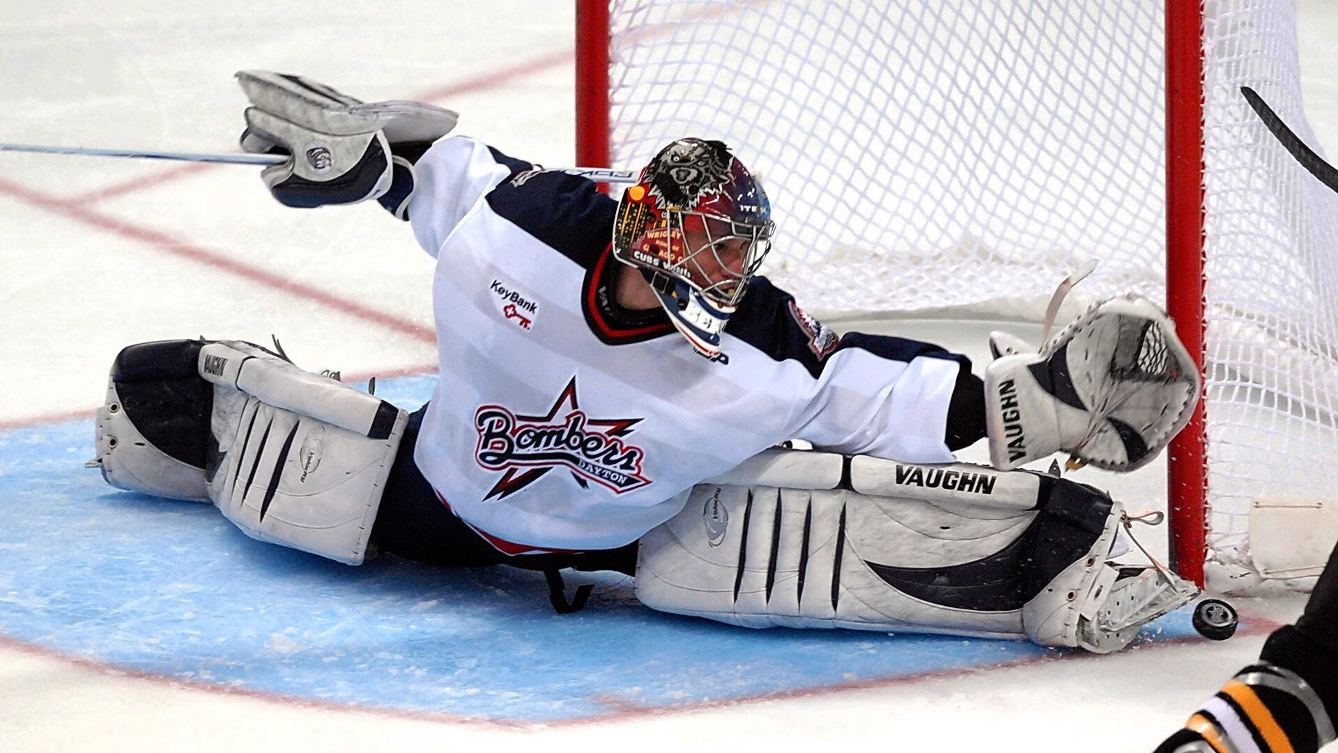 压力下的凤凰,迪马利亚在委内瑞拉与喀麦隆鏖战中完成爆发